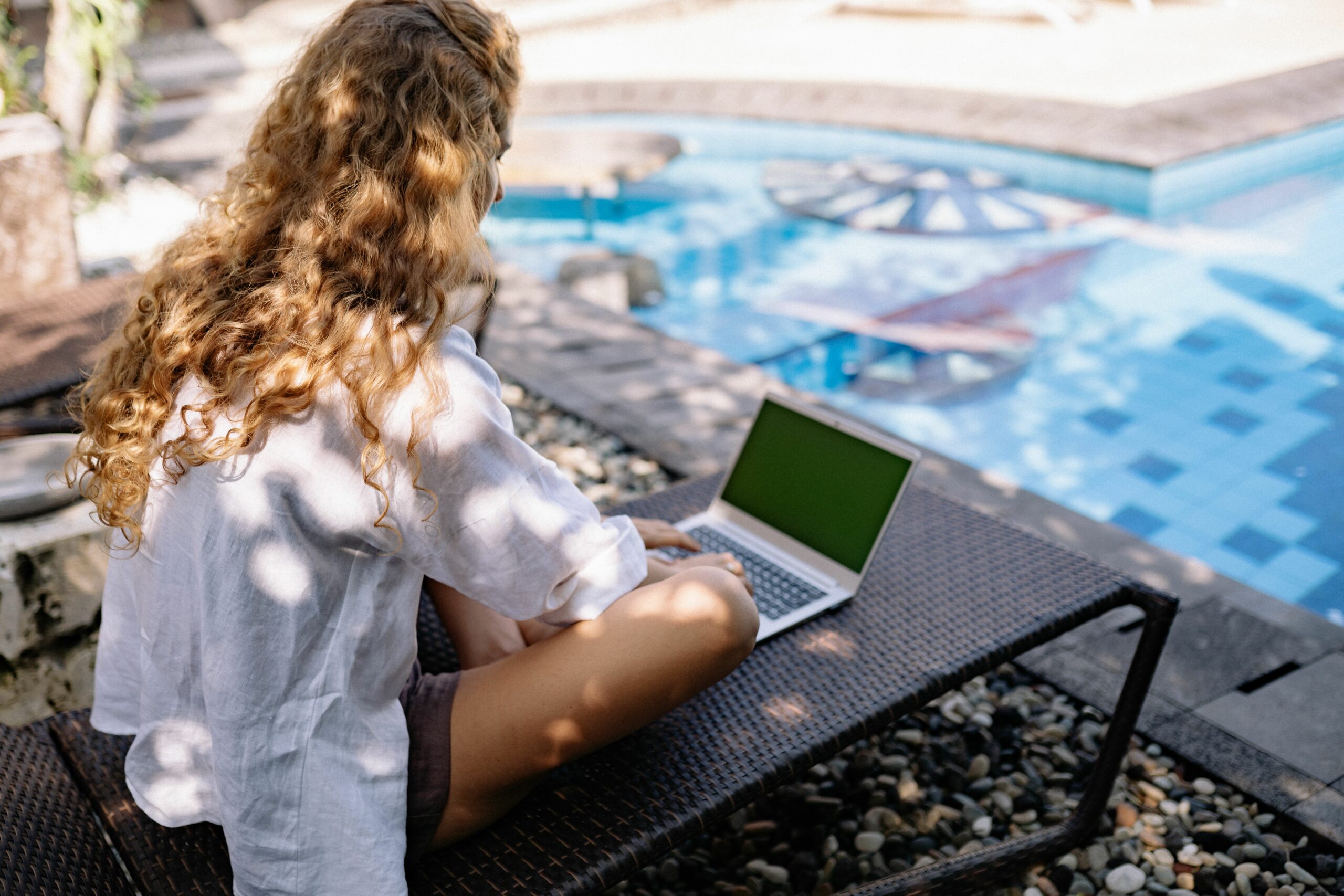 COMMENT ANTICIPER LES CONGÉS EN FREELANCE ?